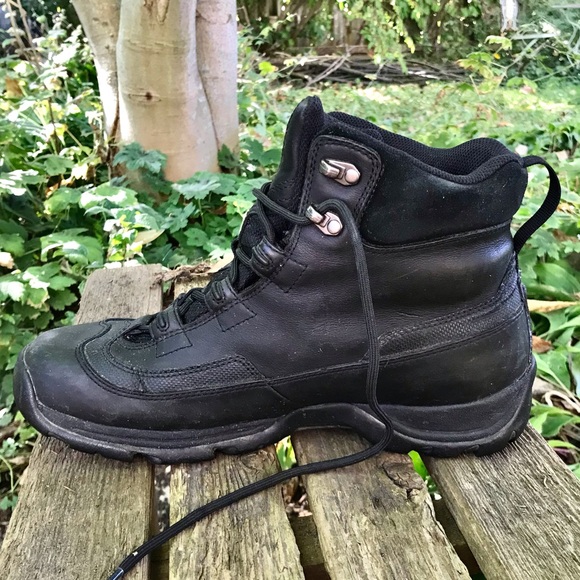 COLUMBIA Omni-Grip Waterproof Boots - Picture 7 of 16